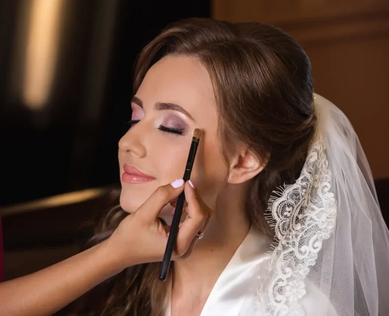 cutting-edge-hair-coloring-services-for-vibrant-looks