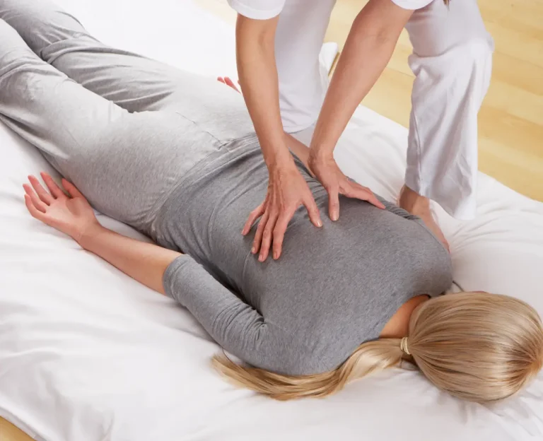 exfoliating-back-scrub-for-soft-and-healthy-skin