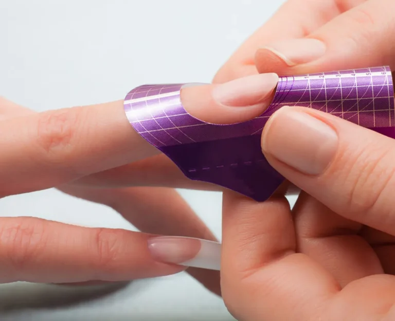 gel-nail-extensions-for-natural-looking-long-lasting-nails