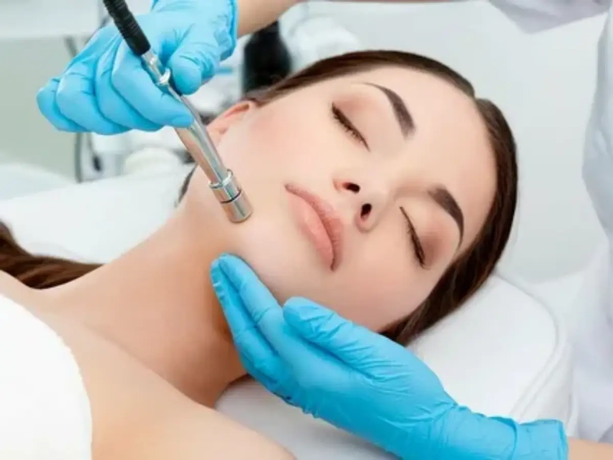 anti-aging-facial-with-collagen-boost